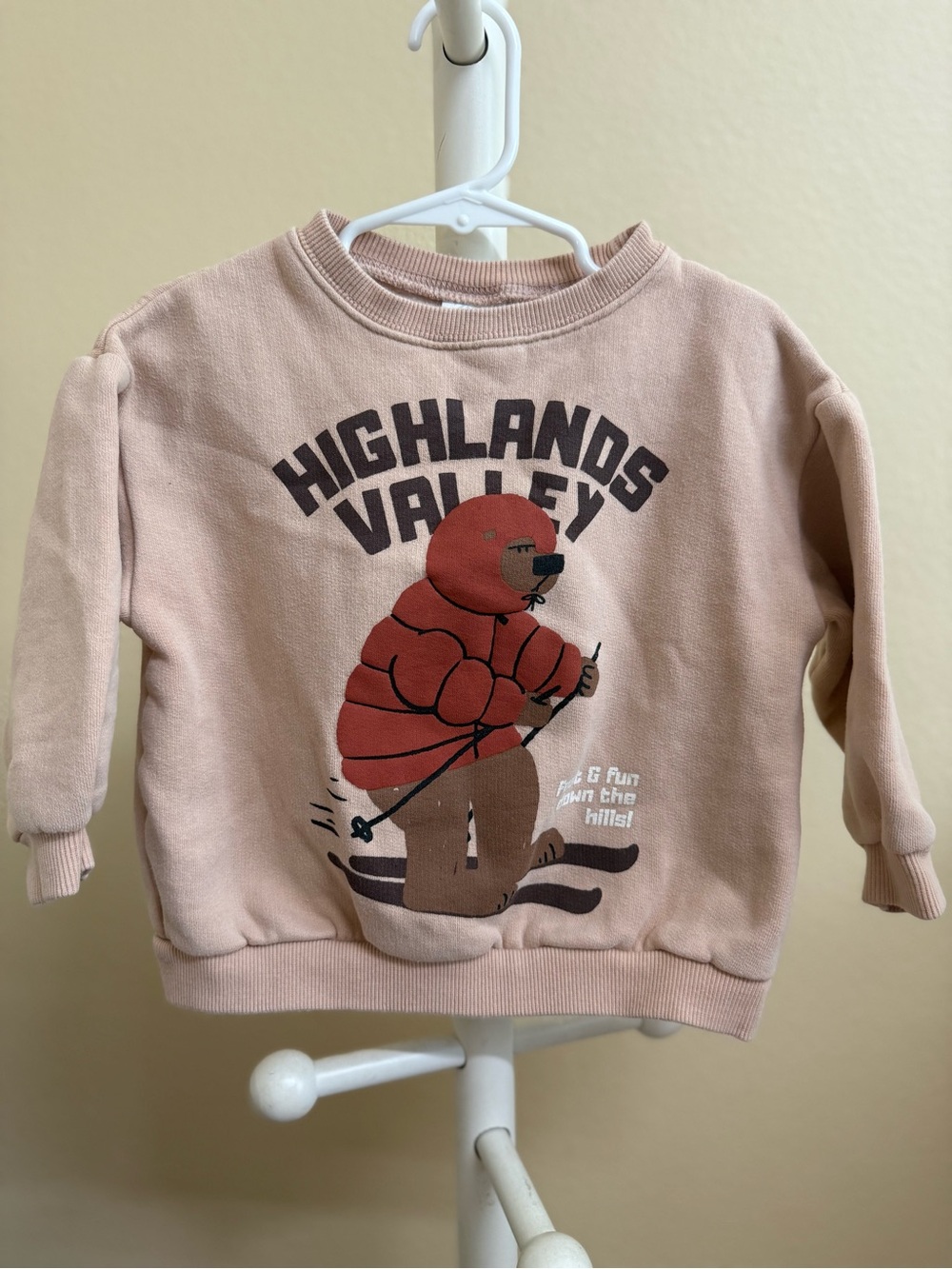Zara Pink Bear Ski Graphic Kids Sweatshirt